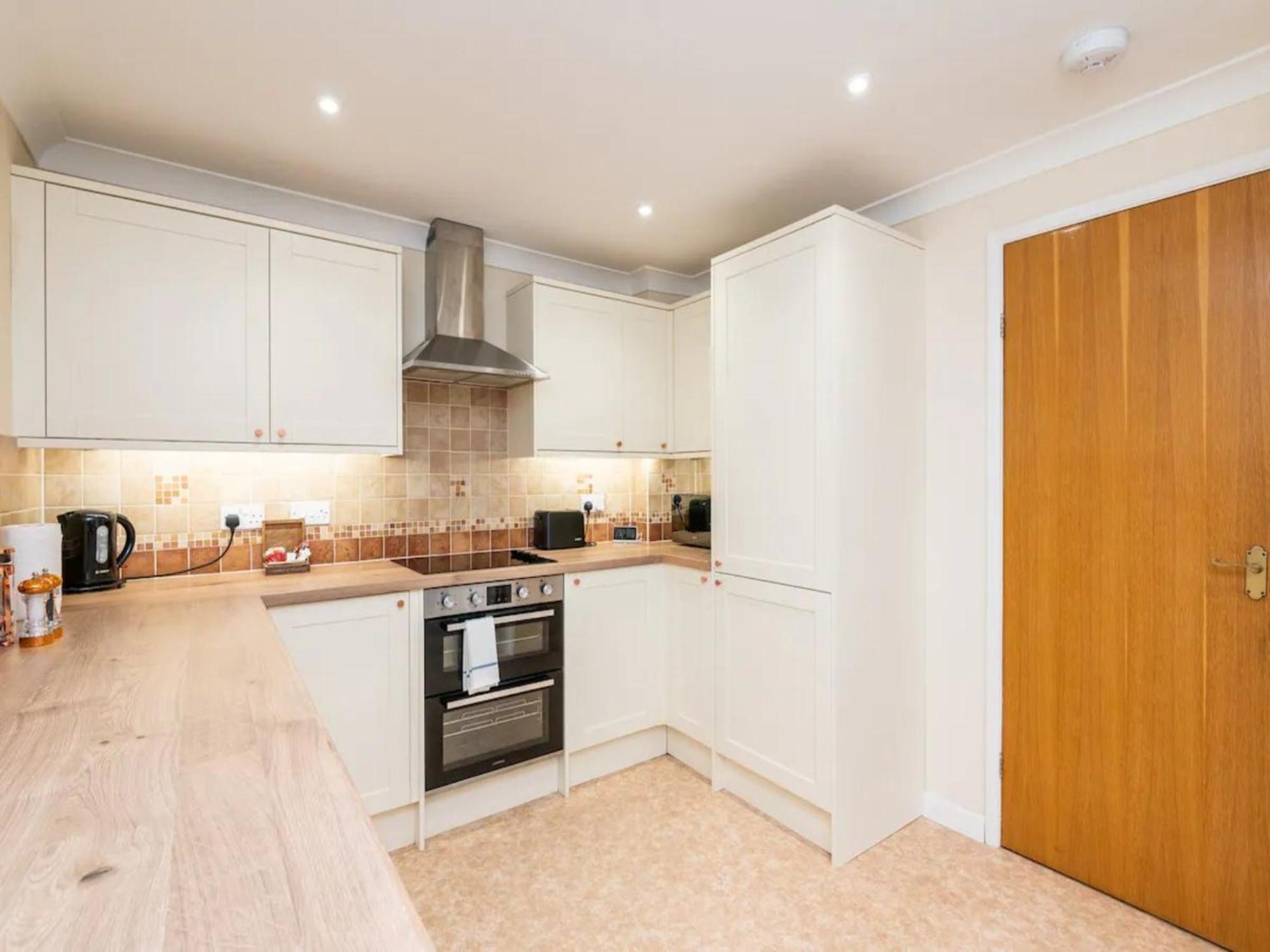 Pass The Keys Central Townhouse With Free Parking ヨーク エクステリア 写真