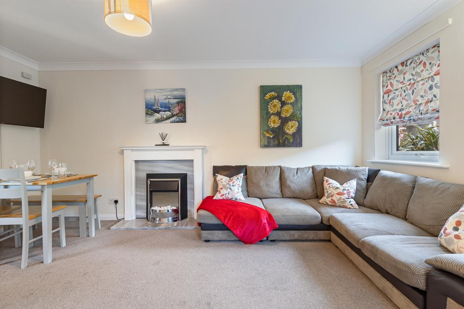 Pass The Keys Central Townhouse With Free Parking ヨーク エクステリア 写真